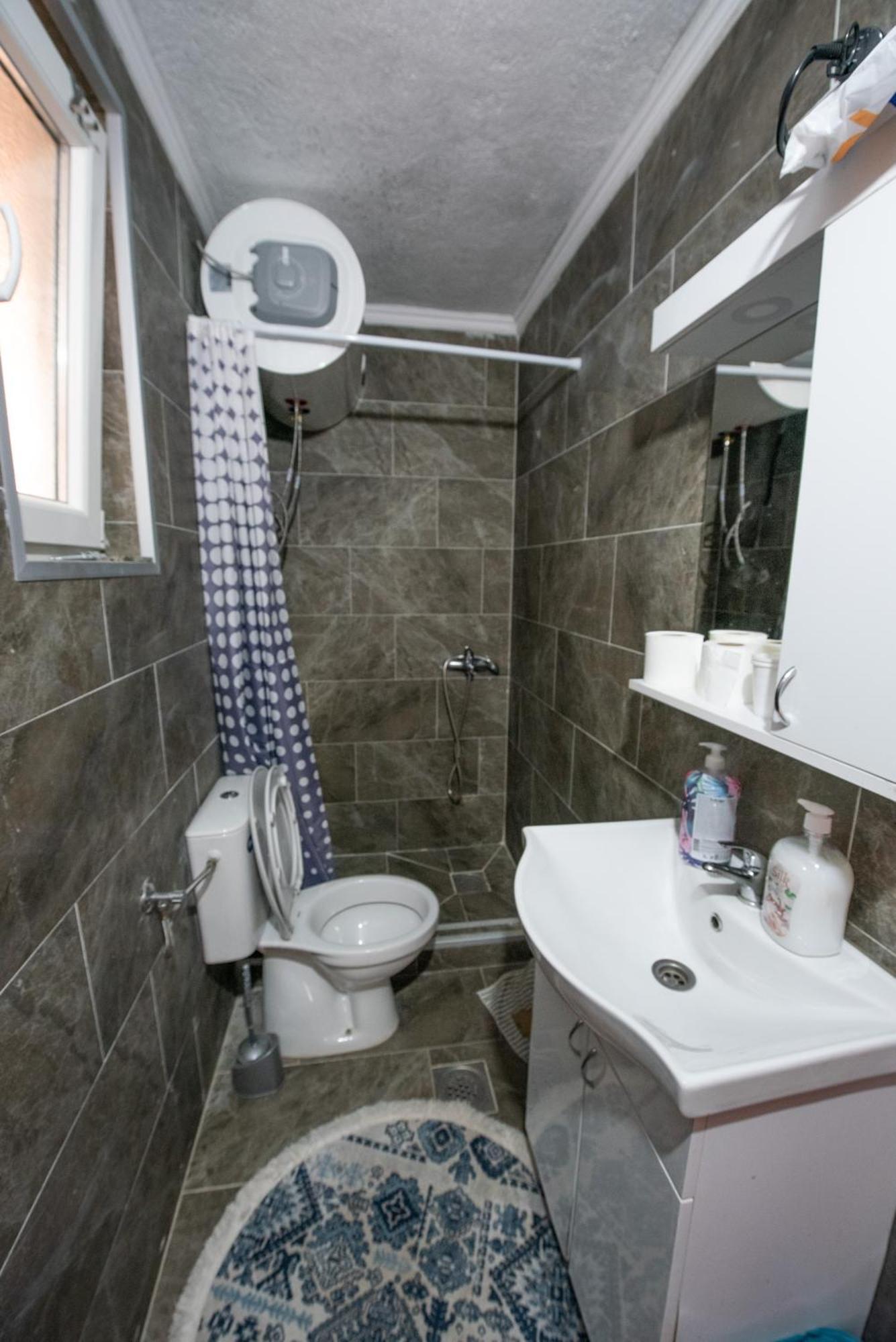 1971 Apart Gusinje Extérieur photo