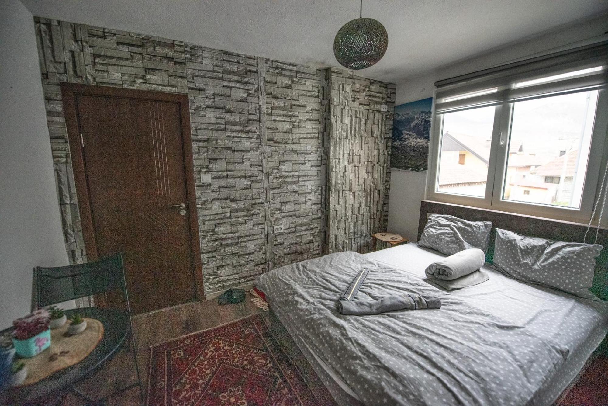 1971 Apart Gusinje Extérieur photo